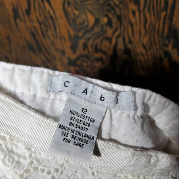 CAbi Women's Size 12 White Eyelet Skirt 100% Cotton Style 889 A-Line - Picture 5 of 6